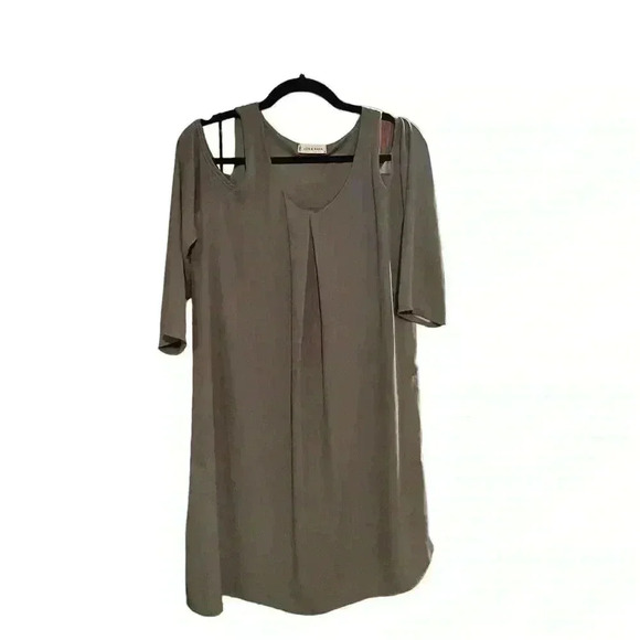 Jon & Anna Three Quarter Sleeve Cold Shoulder Tunic Dress Gray Size X-Large - Picture 1 of 8